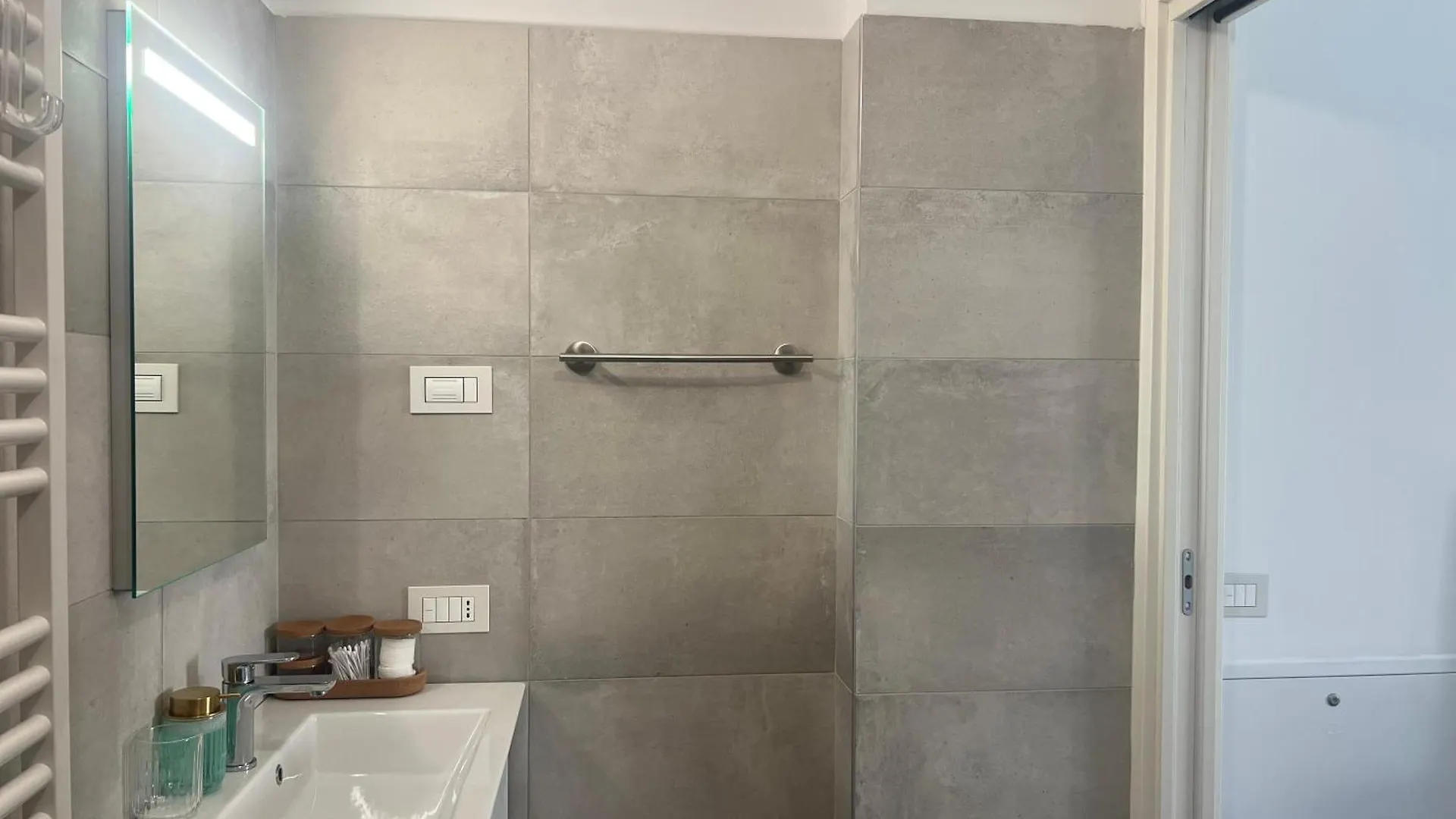 Apartament La Regina Delle Locazioni Nel Centro Storico Di Milano