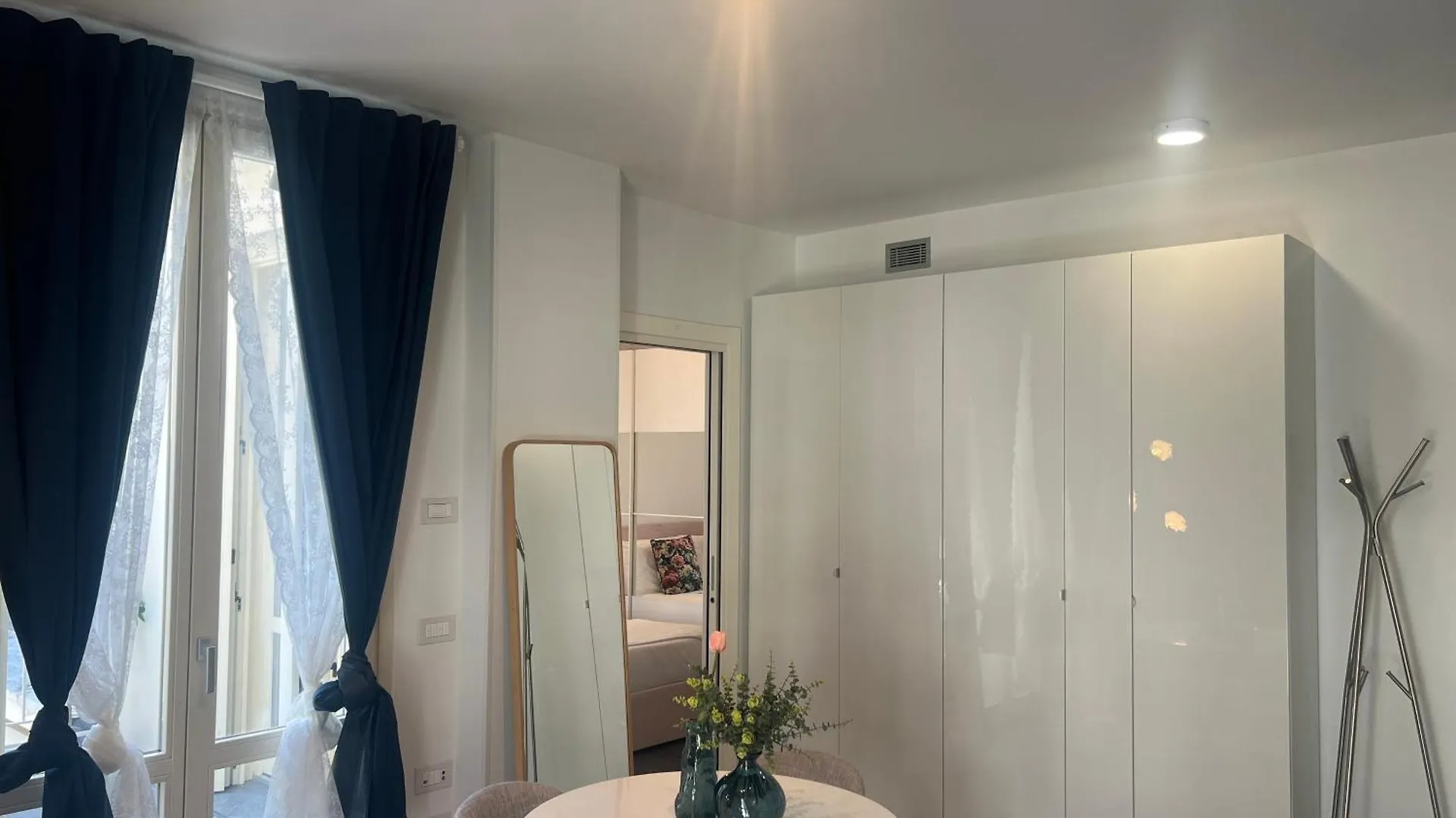 Apartament La Regina Delle Locazioni Nel Centro Storico Di Milano Mediolan